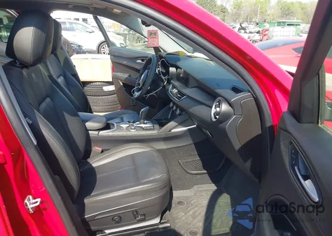 2021 Alfa Romeo Stelvio Awd from USA, damaged, VIN ZASPAKAN1M7D19641